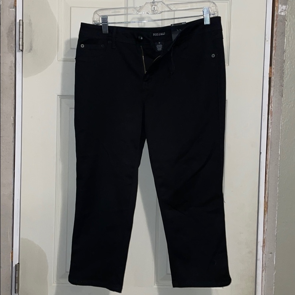 Roz&Ali Capri pants